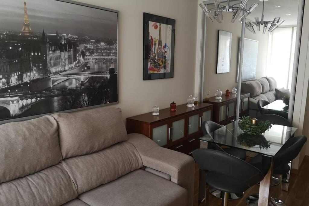 La Casa Del Centro Apartment A Coruna Luaran gambar